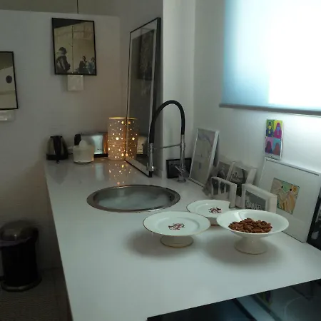 Loft كاذاكيس